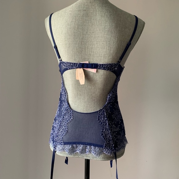 NWT ❤️ Victoria’s Secret Blue and Pink Lace Mesh Bustier with stocking belts - Picture 6 of 9